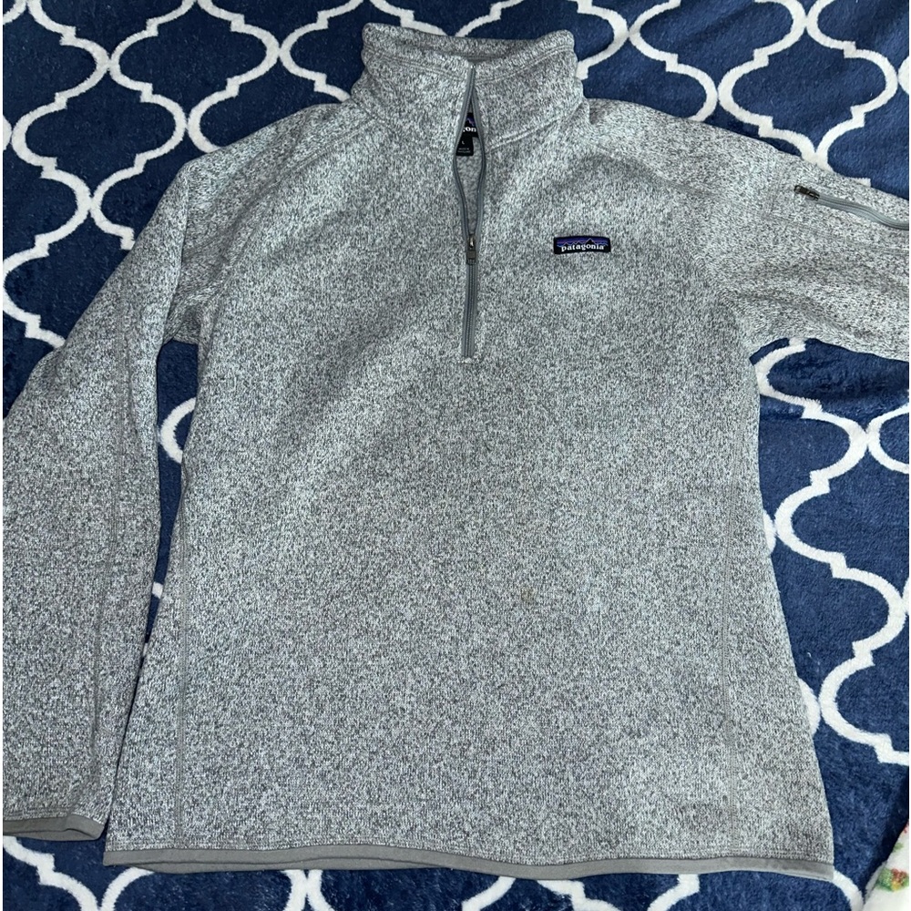 Grey Patagonia half zip